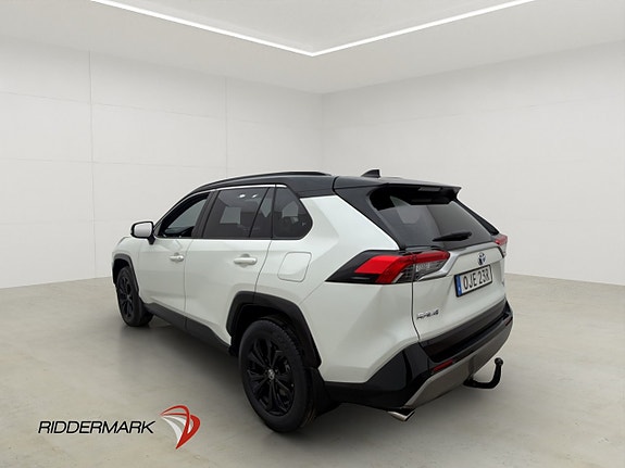 Toyota RAV4 6 of 30