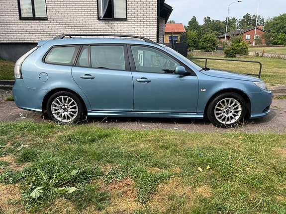 Saab 9-3 4 of 5