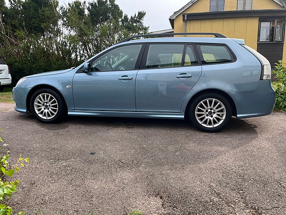 Saab 9-3 2 of 5