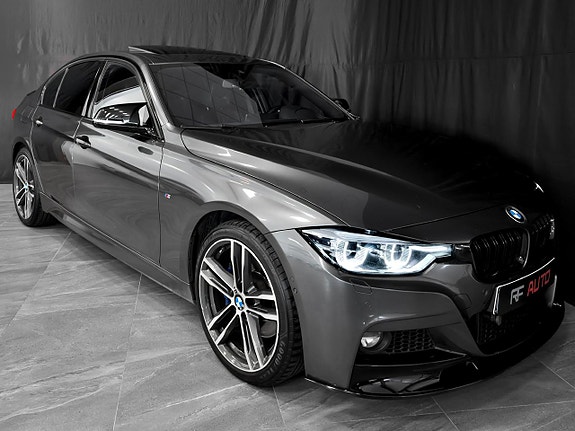 BMW 335d 2 of 5