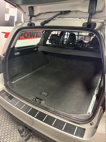 Volvo V70 5 of 7