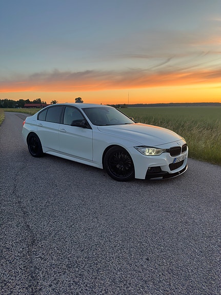 BMW 318d 2 of 8