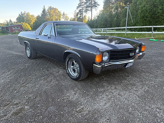 Chevrolet El Camino 2 of 5