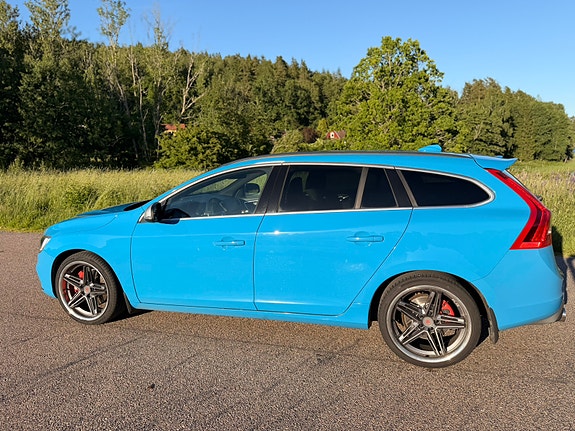 Volvo V60 8 of 12