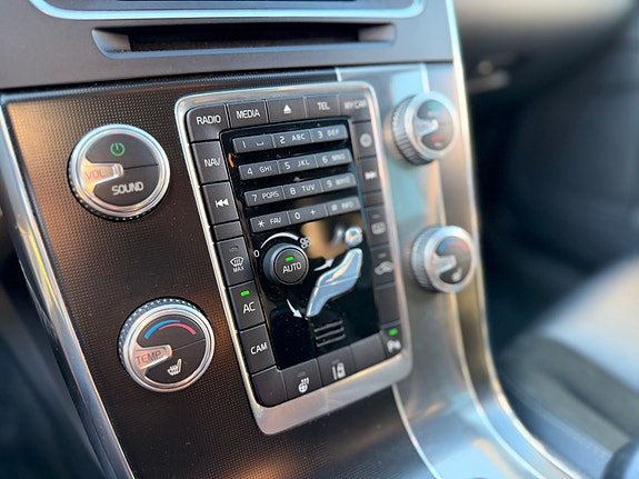 Volvo V60 10 of 12