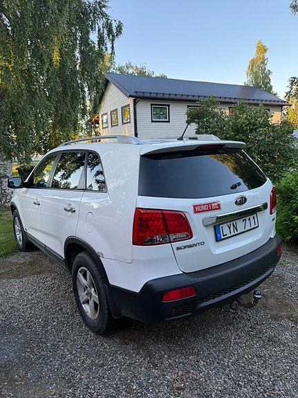 Kia Sorento 4 of 5