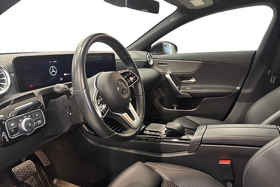 Mercedes-Benz CLA250 e 8 of 23