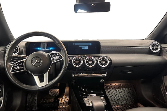 Mercedes-Benz CLA250 e 9 of 23