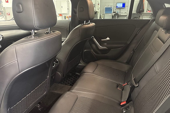 Mercedes-Benz CLA250 e 12 of 23