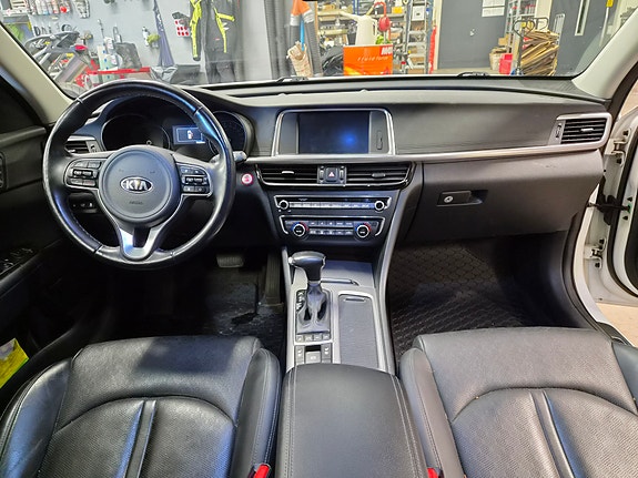 Kia Optima 5 of 5
