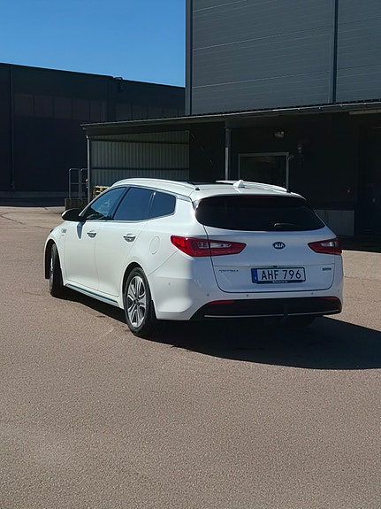 Kia Optima 4 of 5