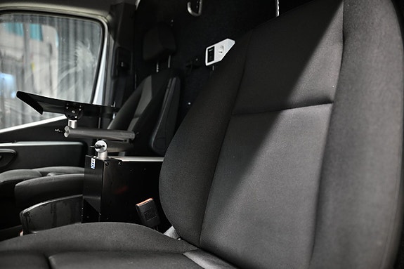 Mercedes-Benz Sprinter 516 30 of 30
