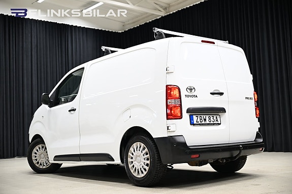 Toyota Proace 2 of 5