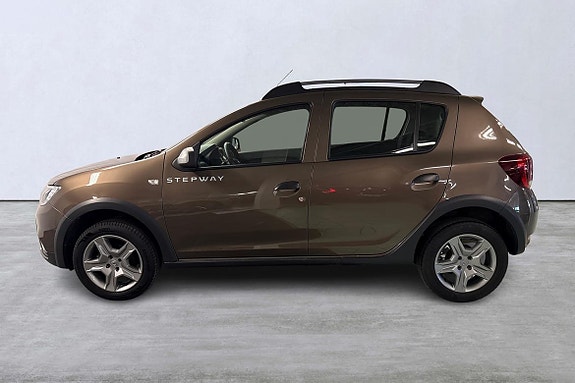 Dacia Sandero Stepway 2 of 5