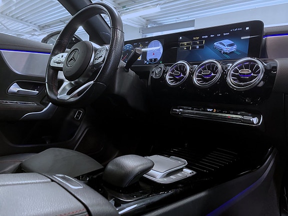 Mercedes-Benz CLA200 d 13 of 17