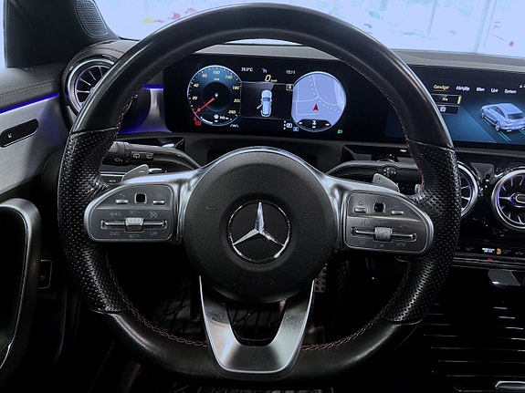 Mercedes-Benz CLA200 d 9 of 17