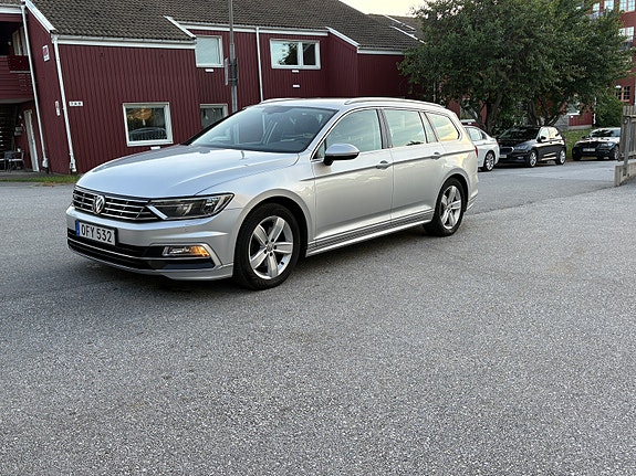 Volkswagen Passat 3 of 5
