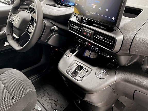 Peugeot Partner 11 of 15