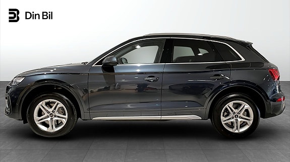Audi Q5 2 of 5