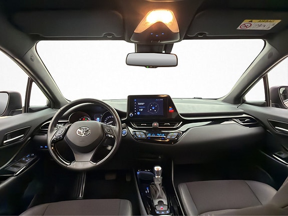 Toyota C-HR 12 of 30