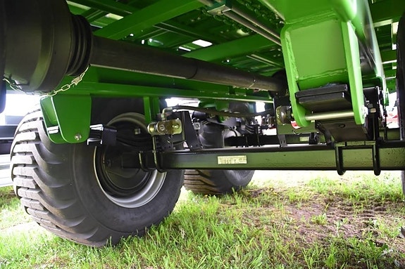 Pronar N 262/1 Fastgödselspridare 14 ton 8 of 12