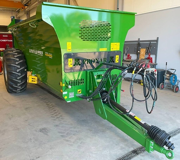 Pronar NV161/3 Gödselspridare 10 ton 4 of 6