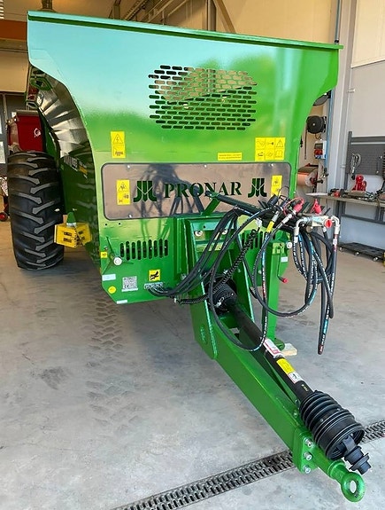 Pronar NV161/3 Gödselspridare 10 ton 3 of 6