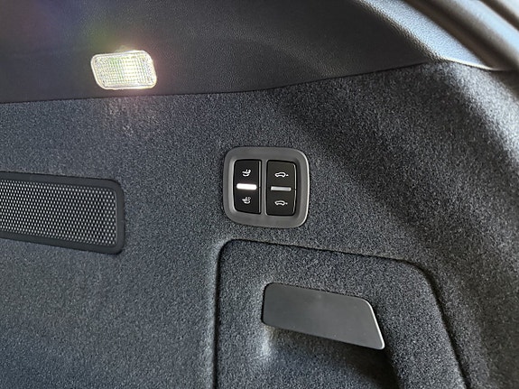 Porsche Cayenne 25 of 26