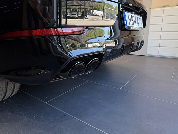 Porsche Cayenne 23 of 26