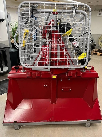 Tajfun Timmervinsch mekanisk och hydraulisk 9 of 16