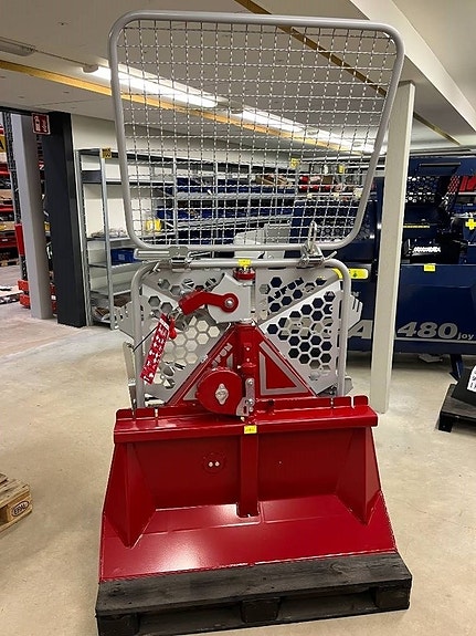 Tajfun Timmervinsch mekanisk och hydraulisk 4 of 16
