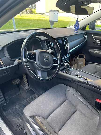 Volvo V90 Cross Country 4 of 5