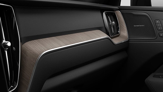 Volvo XC60 5 of 5