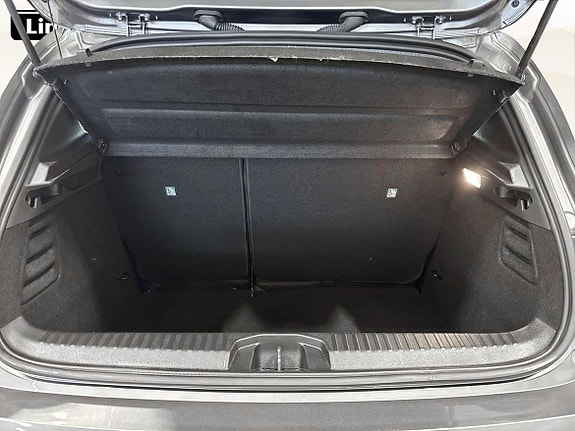 Renault Clio 12 of 19