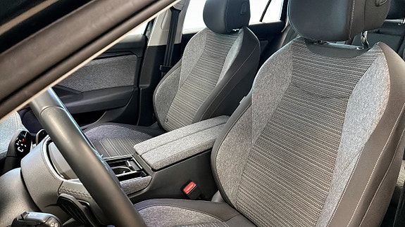 Skoda Superb 8 of 12