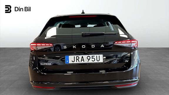 Skoda Superb 5 of 5