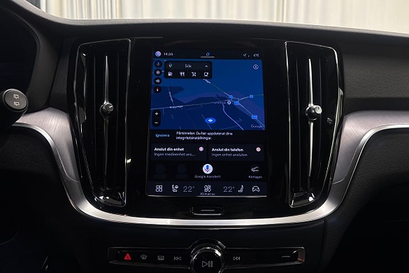 Volvo V60 Cross Country 15 of 23
