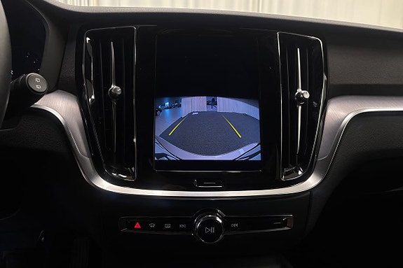 Volvo V60 Cross Country 16 of 23