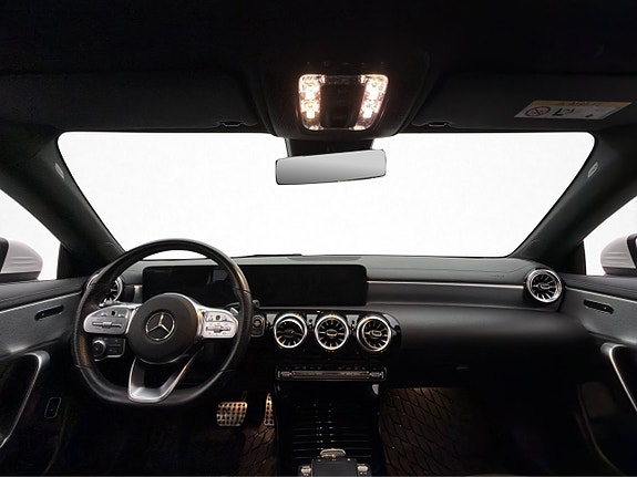 Mercedes-Benz CLA250 e 11 of 30