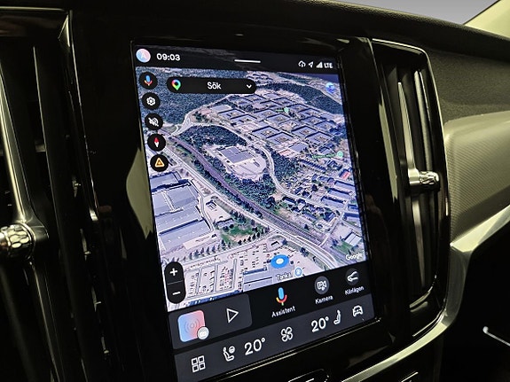 Volvo V90 Cross Country 9 of 15