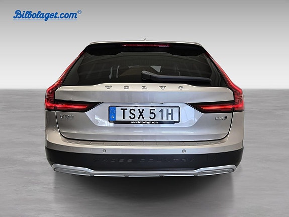 Volvo V90 Cross Country 5 of 16