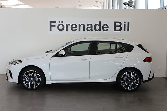 BMW 120 3 of 14