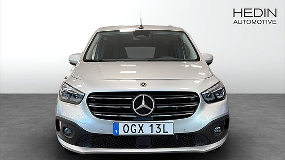 Mercedes-Benz T180 d 7 of 11