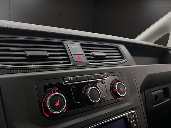 Volkswagen Caddy 22 of 30