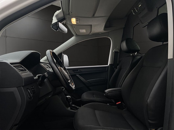 Volkswagen Caddy 16 of 30