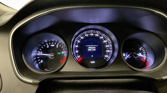 Renault Megane IV 16 of 16