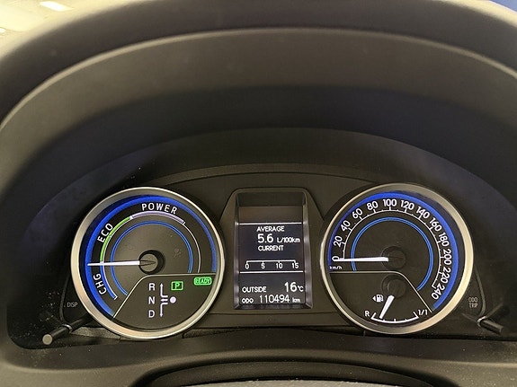 Toyota Auris 11 of 22