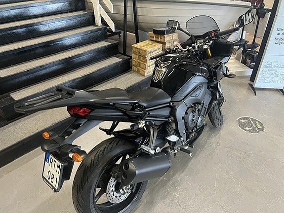 Yamaha FZ8-S ABS 4 of 6