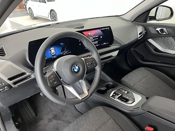 BMW 120 6 of 14