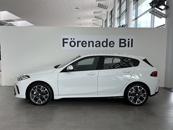 BMW 120 3 of 14